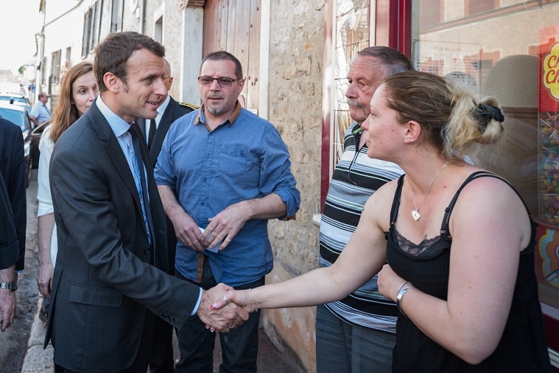 Macron meeting with the people