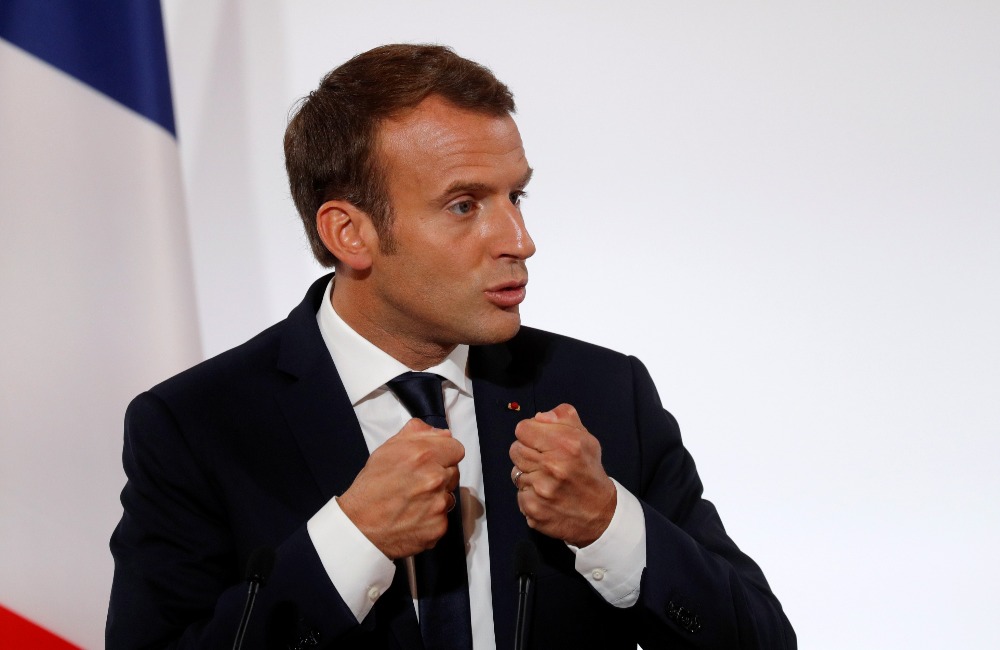 Macron promet de réformer la france sans rien céder