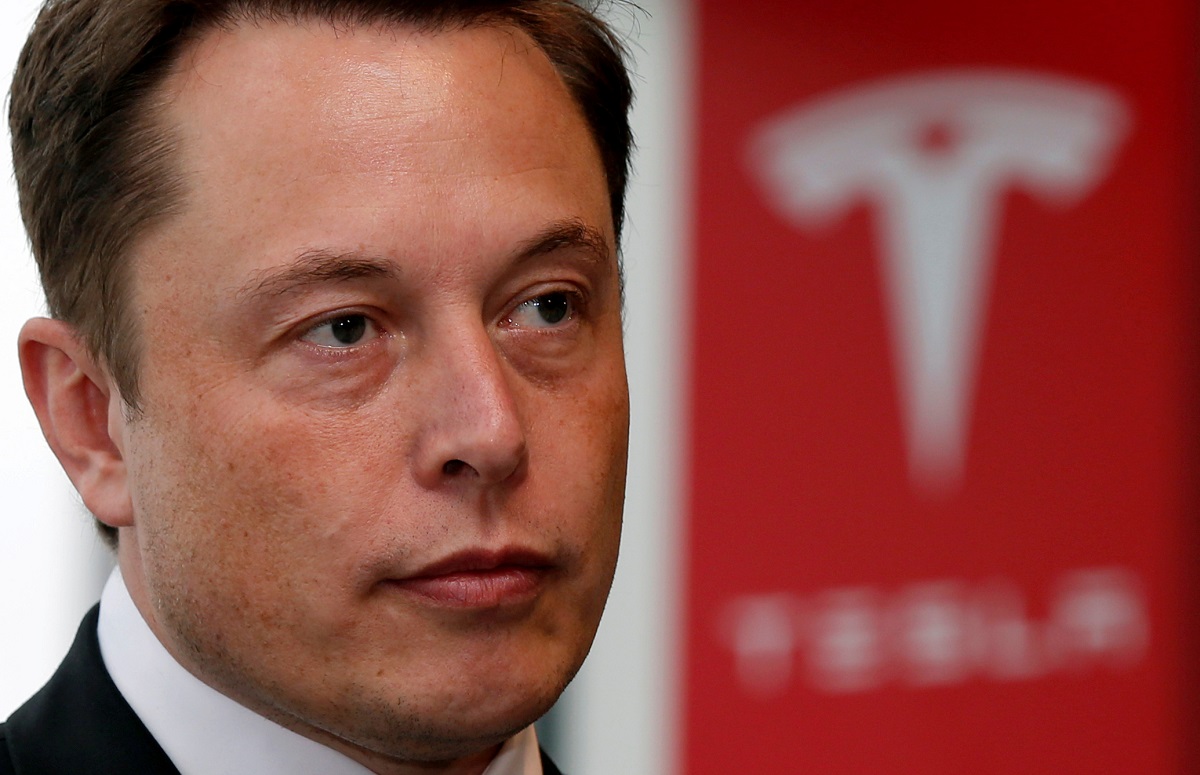 Ivan Feinseth de Tigress Financial Partners: “le plus important pour Tesla, c’est qu’Elon Musk puisse rester directeur général”. REUTERS/Toru Hanai